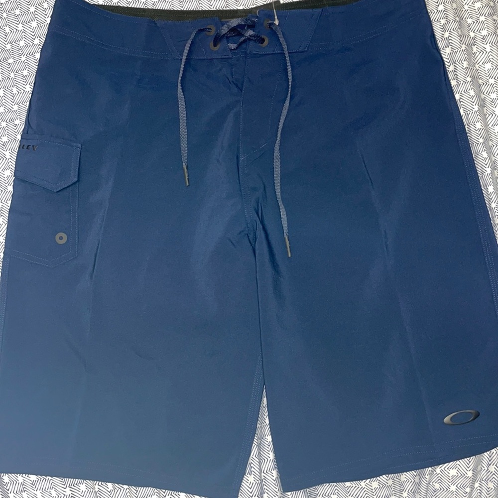 Navy Oakley Kana 21 inch board shorts